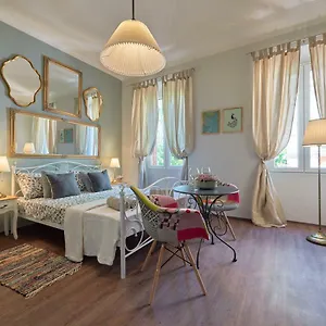 Old Romanitic 1 With Free Private Parking Apartman